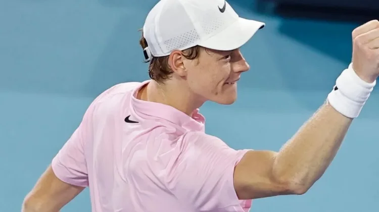 Pemain Peringkat 2 Dunia, Jannik Sinner Tantang  Lehecka di Final Miami Open 2026