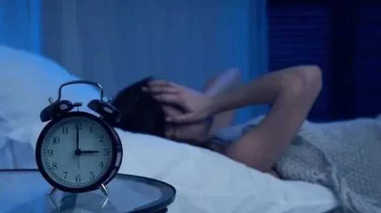 Mengatasi Insomnia Kronis: Kapan Harus ke Dokter dan Pakai Obat?