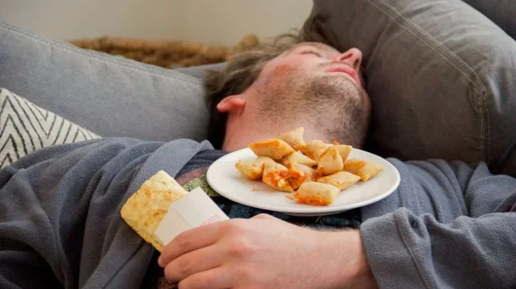 Bolehkah Tidur setelah Makan? Ini Fakta yang Perlu Kamu Tahu