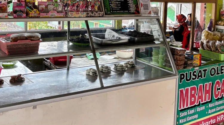 Asal Mula Jadah Tempe  Mbah Carik