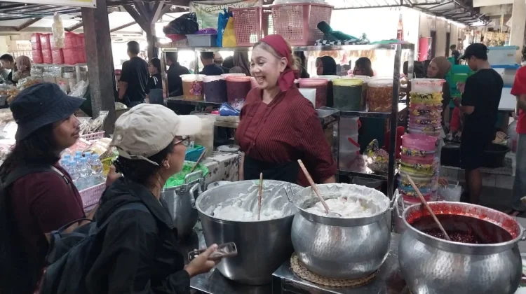 Ini yang Membuat Jenang Yu Jumilah Primadona di Pasar Ngasem