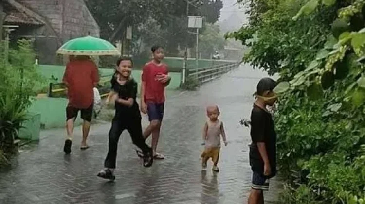 Seluruh DIY Berpotensi Hujan, Waspada Petir dan Angin Kencang