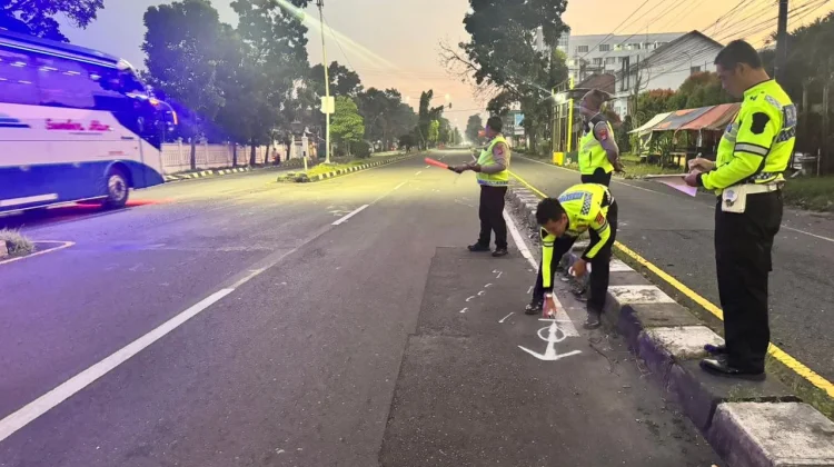 Tabrak Truk Putar Balik, Pengendara Motor Meninggal Dunia