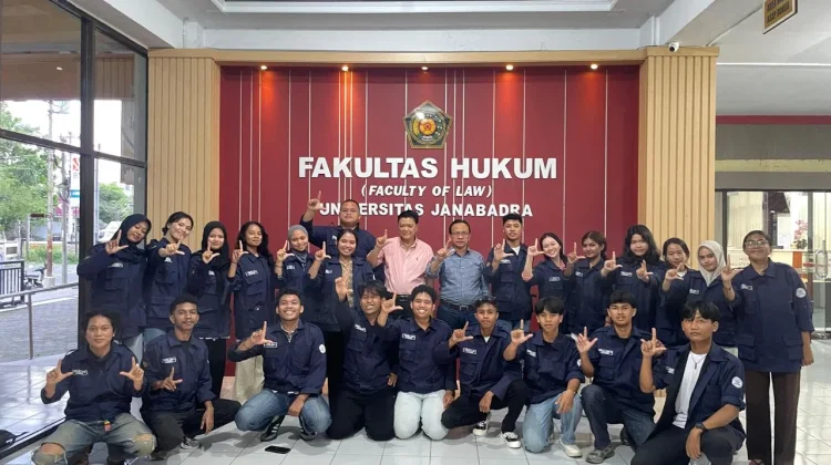 Jawab Tantangan Hukum Perdata, Fakultas Hukum Janabadra Gelar Living Law