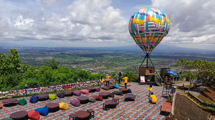 HeHa Sky View, Tawarkan Sensasi Panorama Alam Kota Yogyakarta dari Balon Udara