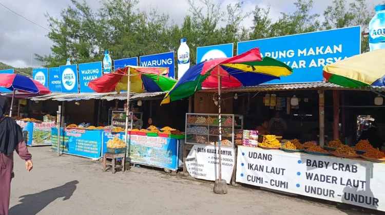 Rekomendasi Tempat Makan Ikan Goreng dan Seafood di Sekitar Pantai Parangtritis