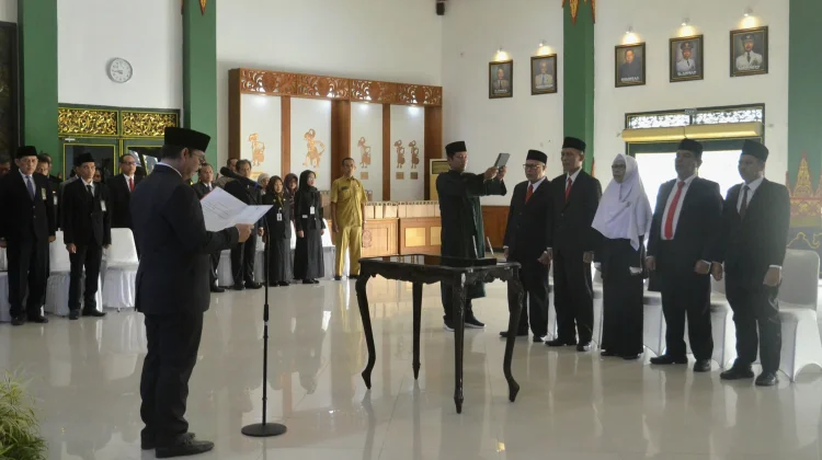 Lantik Pimpinan Baru Baznas, Hasto Wardoyo Tekankan Ekonomi Jamaah