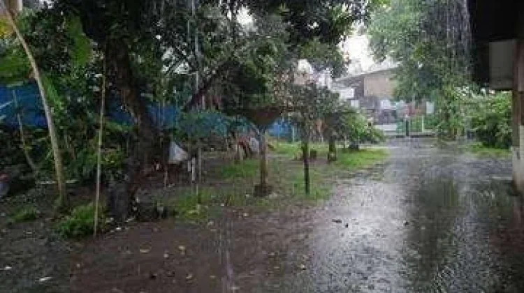 Waspada, Hari Ini Potensi Hujan Lebat Disertai Petir dan Angin Kencang