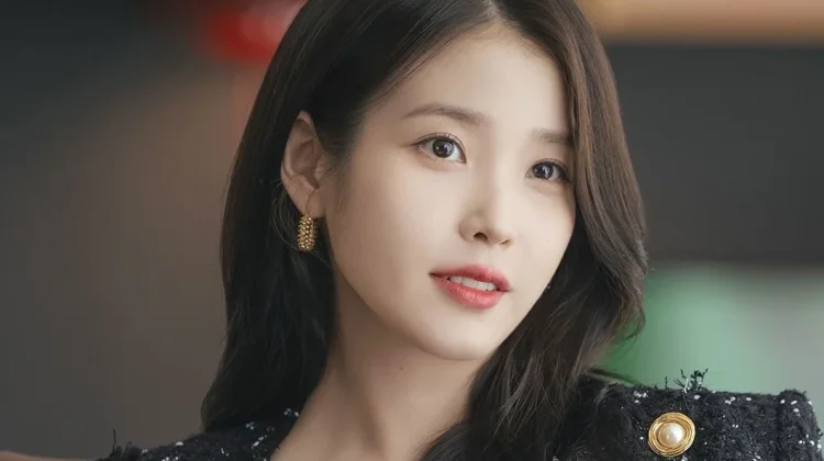 Ambil Peran di Perfect Crown, Kisah Cinta Jadi Daya Tarik Lee Ji-eun Alias IU