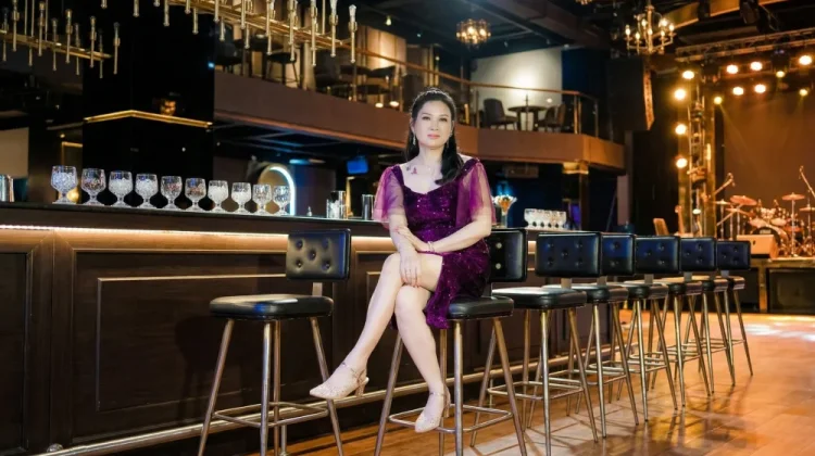 Lussy Renata Resmi Sandang Julukan Baru Queen