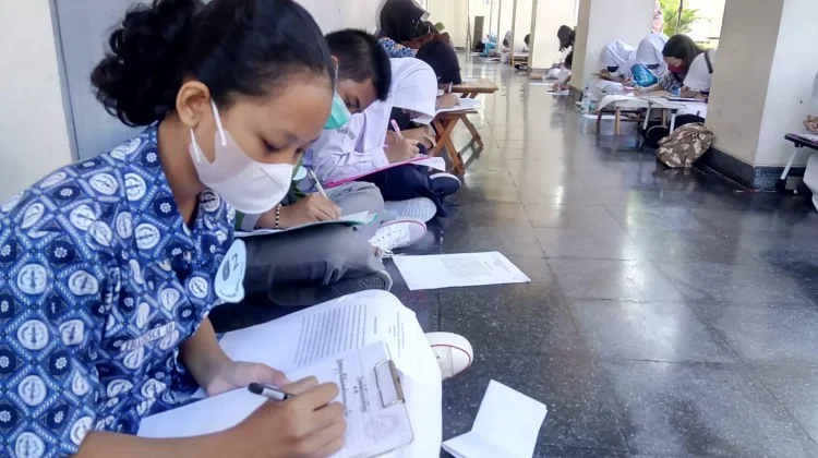 Agung Ingatkan, Anak Perlu Dilindungi dari Bahaya Perundungan Siber