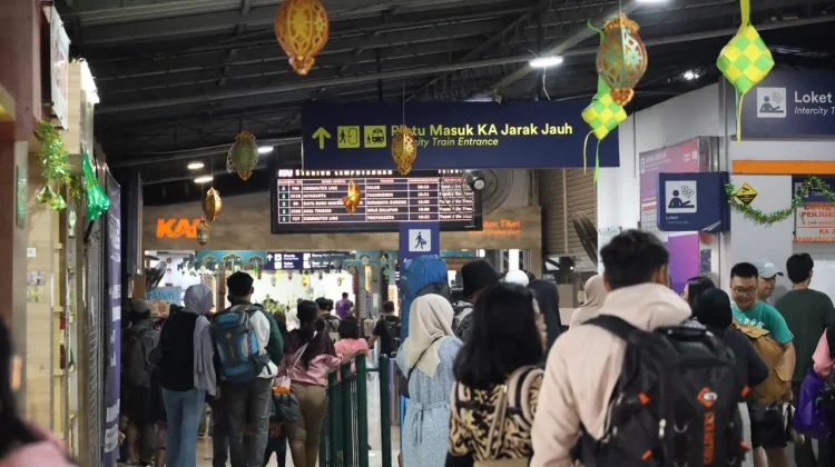 Banyak Libur Panjang, Penumpang Daop 6 Meningkat 8 Persen