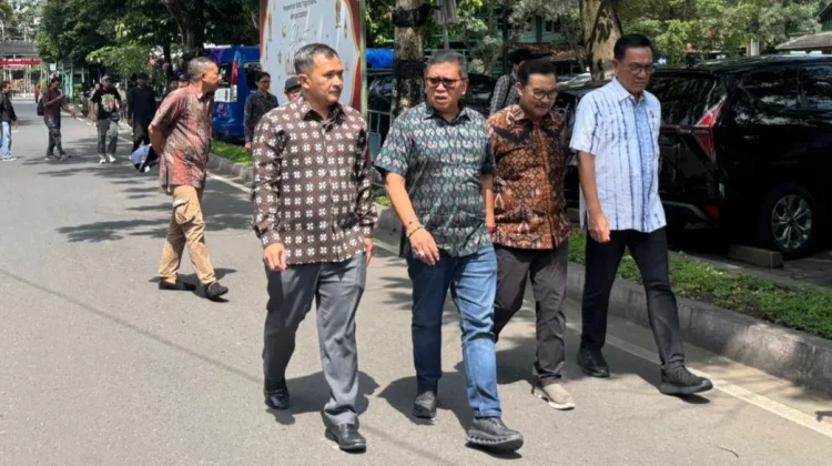 Sambangi Balai kota, Sekjen DPP PDIP Apresiasi Capaian Pembangunan Yogyakarta