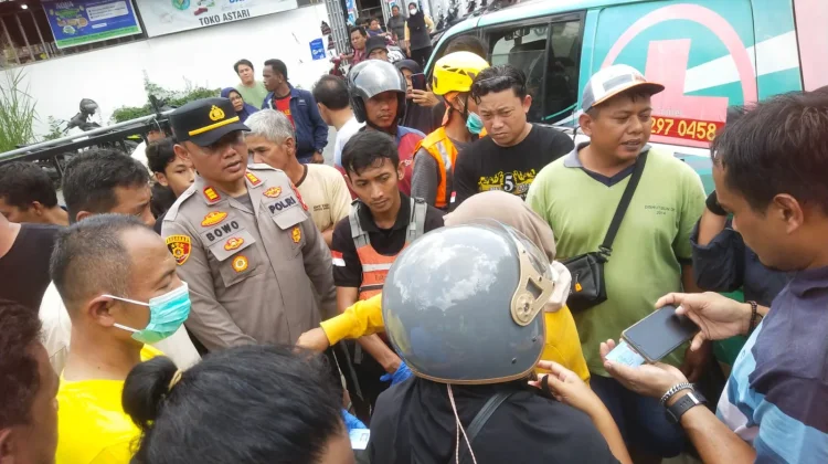 Mayat Lansia Ditemukan Tersangkut Sampah di Sungai Konteng Gamping Sleman