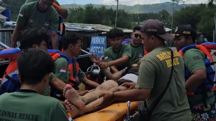 Tiga Wisatawan Tergulung Ombak Pantai Parangkusumo Berhasil Diselamatkan