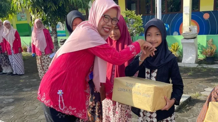 Menjelang SPMB, SD Panggang Bambanglipuro Beri Pembekalan Siswa Kelas 6