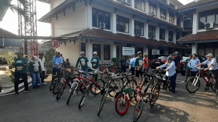 Kampanyekan Hemat Energi dan Gaya Hidup Sehat, Pemkab Bantul Touring Bersepeda
