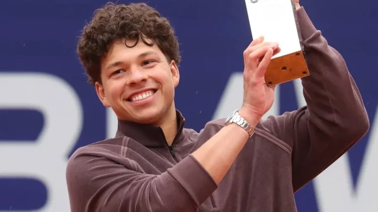 Ben Shelton Raih Juara di BMW Open 2026