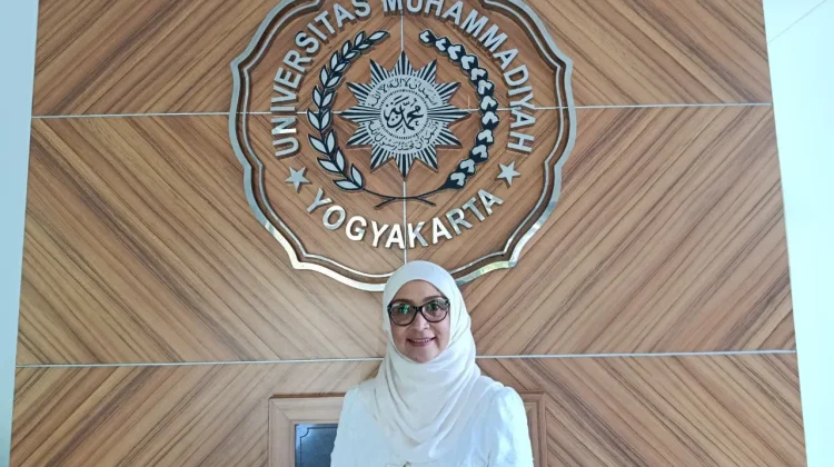 Dedikasi 25 Tahun Ratih Herningtias di UMY