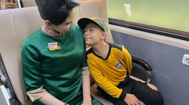 Murid SLB Negeri 1 Bantul Gembira Mengenal Kereta Lewat Edutrain KAI Bandara