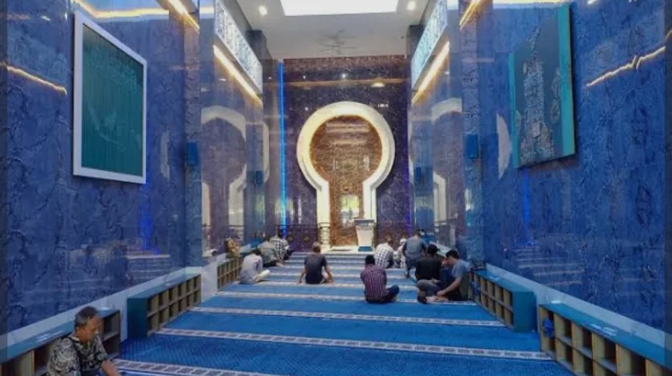 Masjid Siti Djirzanah Malioboro, Bentuk Bakti Anak pada Sang Bunda
