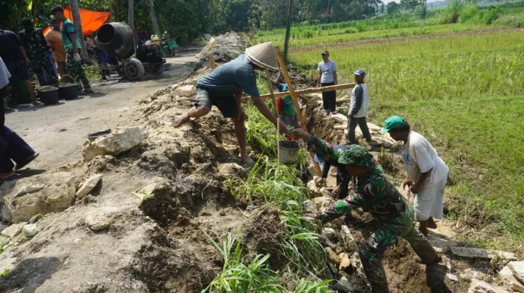 Satgas Reguler TMMD Berkomitmen Percepat Pengerjaan Sasaran