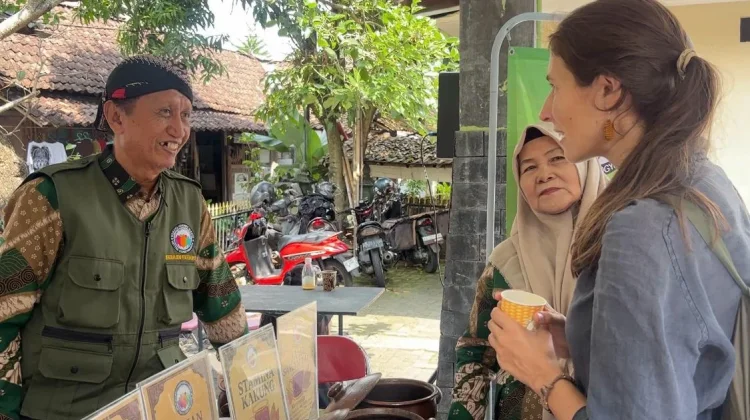 Penyehat Tradisional  Akui Kesulitan Pemasaran Jamu di Era Digital