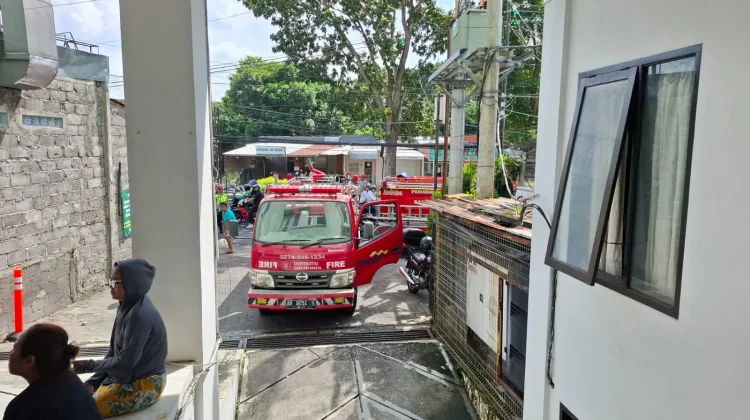 Lompat dari Lantai Dua, Penghuni Kos di Condongcatur Dilarikan ke Rumah Sakit