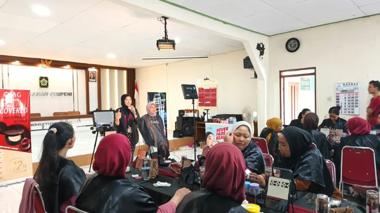 Peringati Hari Kartini, PKK Giripeni Eksplorasi Kecantikan lewat Beauty Class