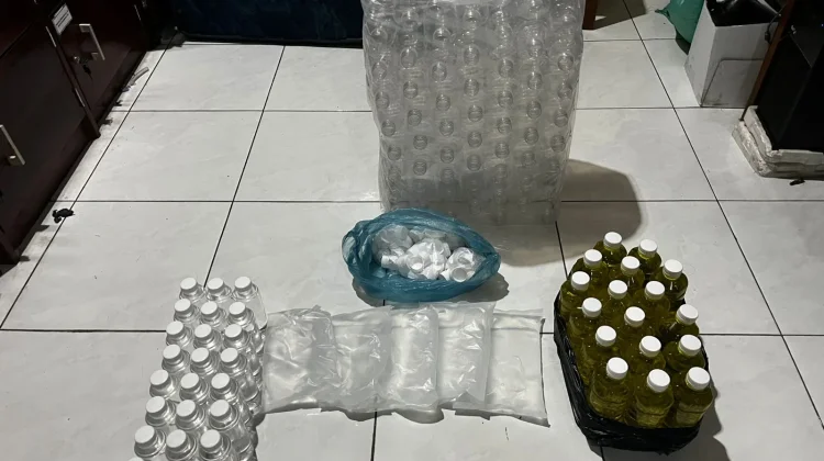 Tegas, Polsek Sewon Bongkar Rumah Produksi Miras Ilegal di Krapyak Wetan