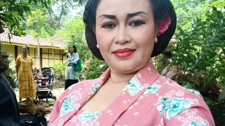 Riyatminingsih, Seniwati Segudang Prestasi yang Tetap Membumi