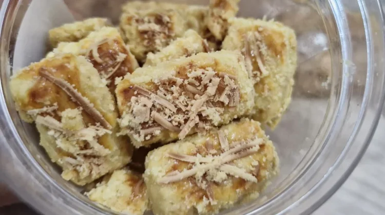 Kastangel Renyah, Ini Rahasia Kue Kering Anti Melempem yang Selalu Diburu