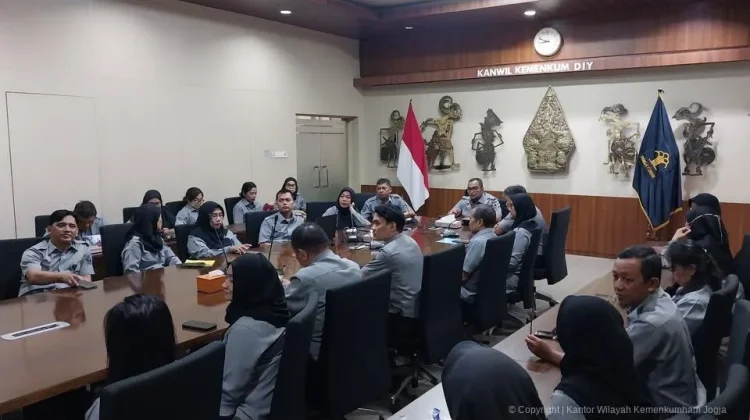 Optimalisasi Posbankum Jadi Fokus Evaluasi Kinerja Kemenkum DIY