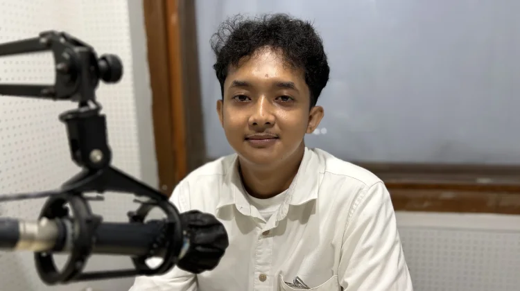 Bangga Jadi Petani Muda Ciptakan Berinovasi dengan Lampu Penangkap Hama