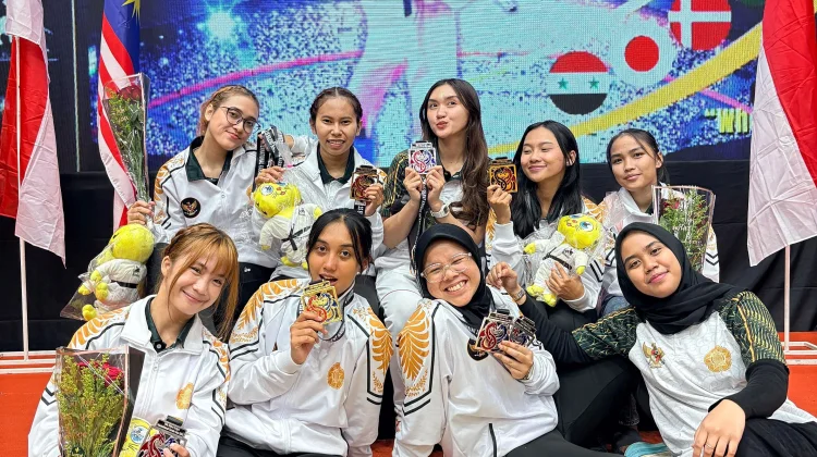 Karateka UGM Sukses Unjuk Gigi di Malaysia