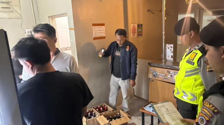 Lagi, Polres Bantul Sita Ratusan Botol Miras Ilegal di Dua Lokasi Berbeda