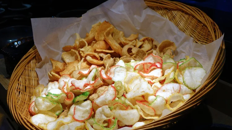 Kerupuk dan Keripik, Kudapan Masyarakat Indonesia