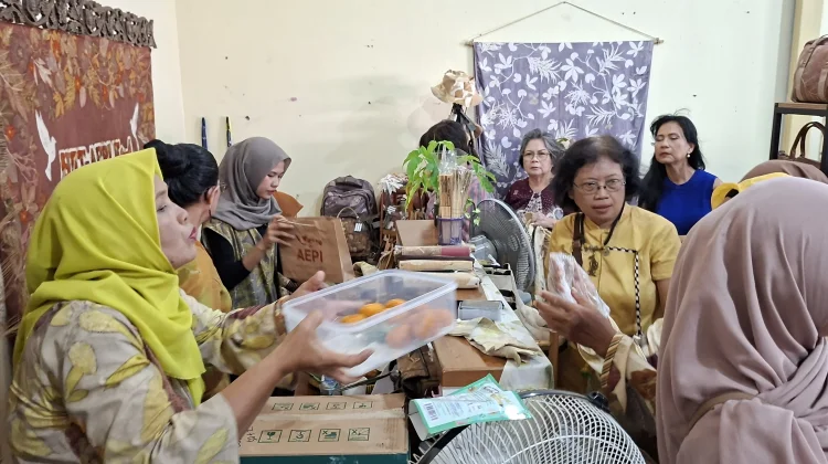 AEPI DIY Dorong Wisata Kreatif Berbasis Ecoprint