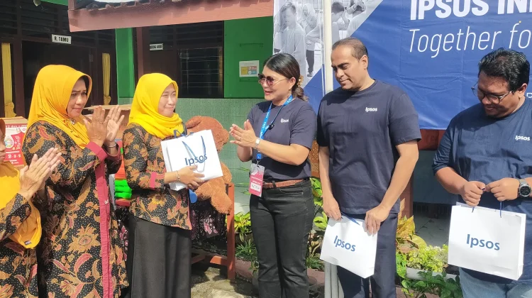 Ipsos Indonesia Salurkan Bantuan Bagi Anak Berkebutuhan Khusus di Nanggulan