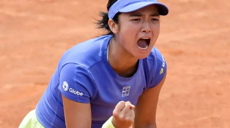 Petenis Muda Filipina, Alexandra Eala Menantang Rybakina di Babak Ketiga