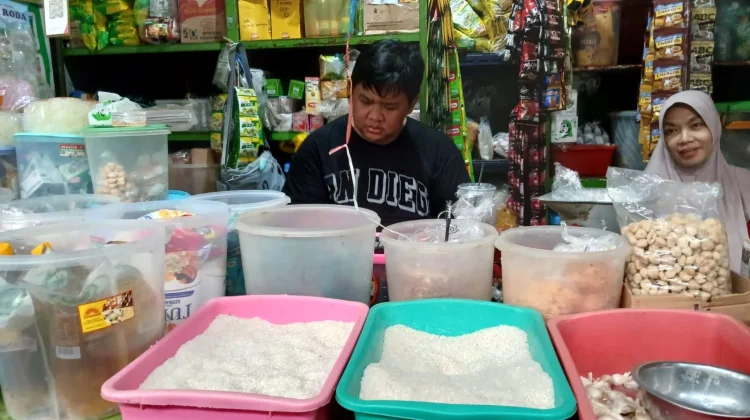 Menjelang Idul Adha, Harga Bahan Pokok di Pasar Kranggan Masih Stabil