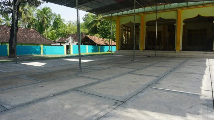 Berkat TMMD, Rehabilitasi Masjid di Sidorejo berhasil diselesaikan