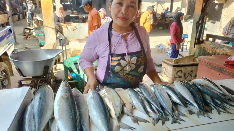 Pantai Ngrenehan Gunungkidul Surga Kuliner Seafood Berharga Terjangkau