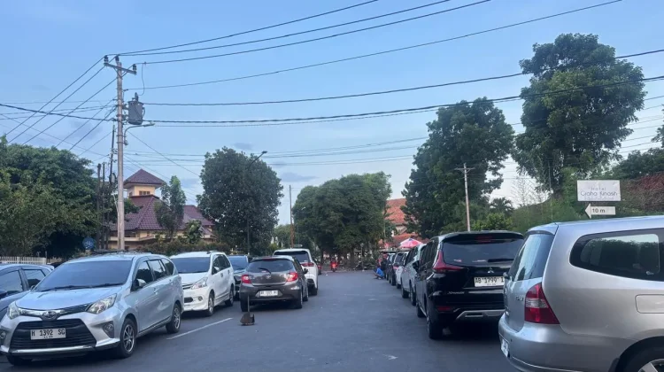 Keterbatasan Kantong Parkir Jadi Tantangan Pelaksanaan Misa di Gereja Kotabaru