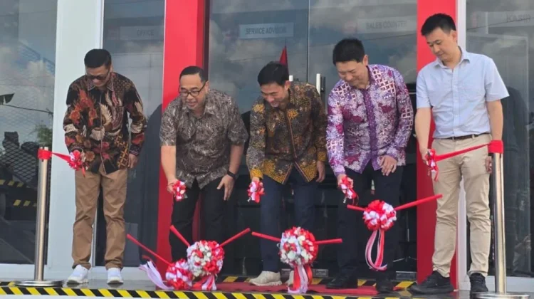 Perkuat Ekonomi DIY, Duta Hino Resmikan Dealer Full 3S di Jalan Wates