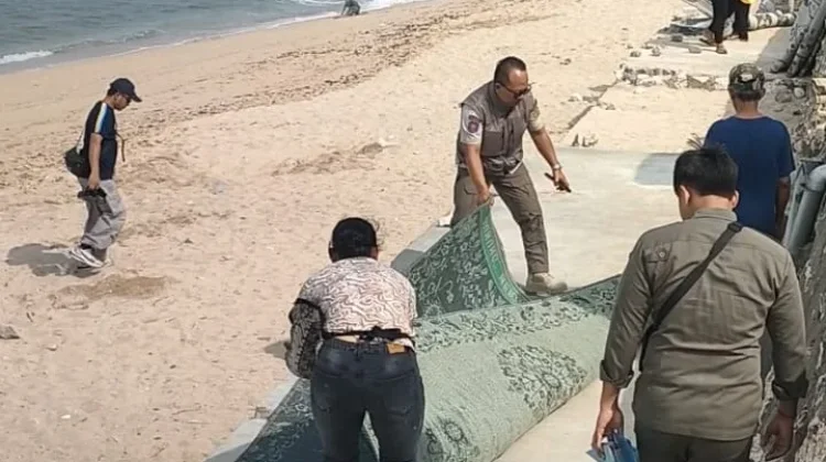 Satpol PP Gunungkidul Tertibkan Pemanfaatan Ruang di Bibir Pantai