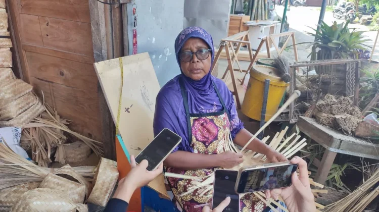 Jelang Iduladha, Perajin Besek di Bantul Kewalahan akibat Banjir Pesanan
