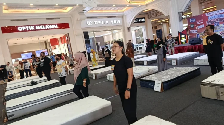 Lomba Rebahan Meriahkan Pameran Furniture Jogja City Mall