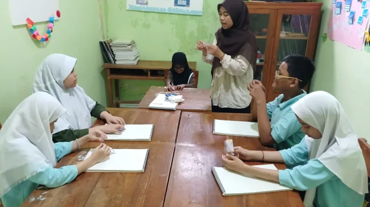 Sekolah Berdasarkan Ketunaan Jadi Solusi Pendidikan Inklusif