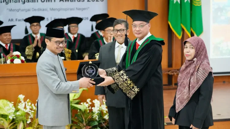 Tokoh Islam Amerika Serikat Dapat Anugerah UMY Award